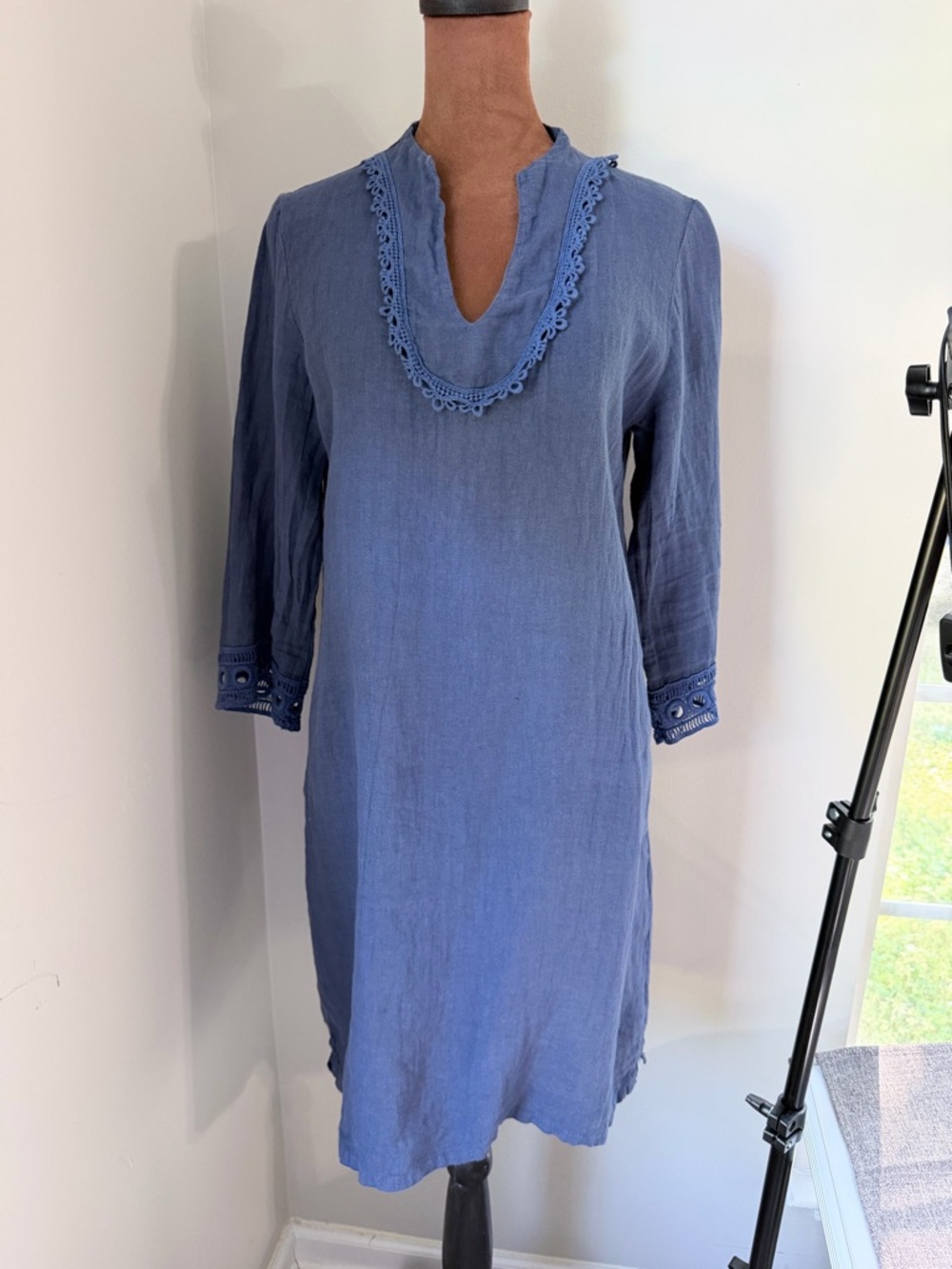 Via Signoria Italian Linen100% Tunic in Dusty Blue - Picture 2 of 14